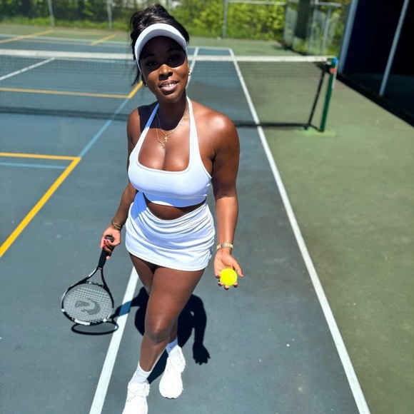 Two piece white tennis sports bra and skort - Picture 2 of 9